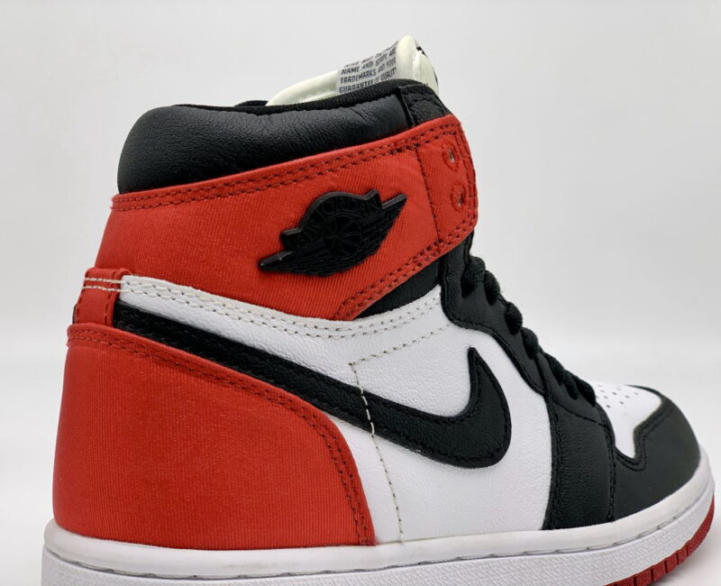 Air Jordan 1 Retro High Satin Black Toe Replica 1 1