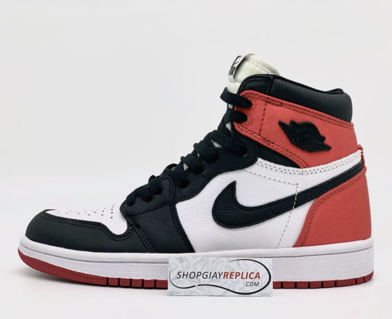 Nike Air Jordan 1 Retro High Satin Black Toe
