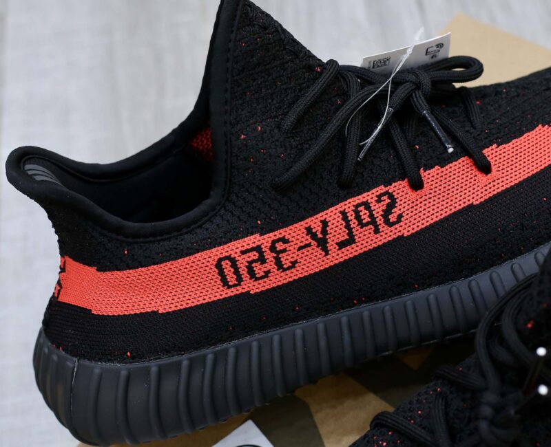 Adidas Yeezy 350 V2 ‘Core Black Red’ đen rep 1:1