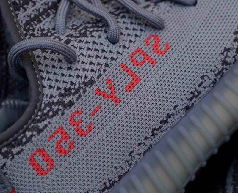 Giày Adidas Yeezy boost 350 V2 Beluga 2.0 rep 1:1