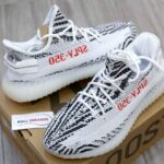 Giày Adidas Yeezy 350 V2 ‘Zebra’ rep 1:1