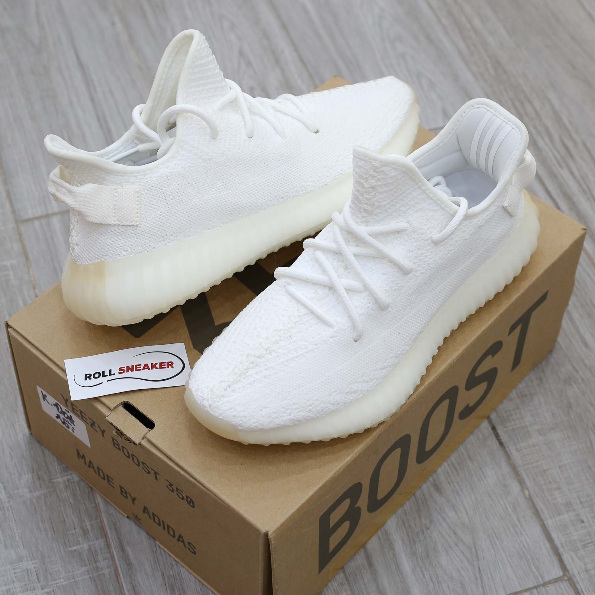 giày adidas yeezy cream white replica