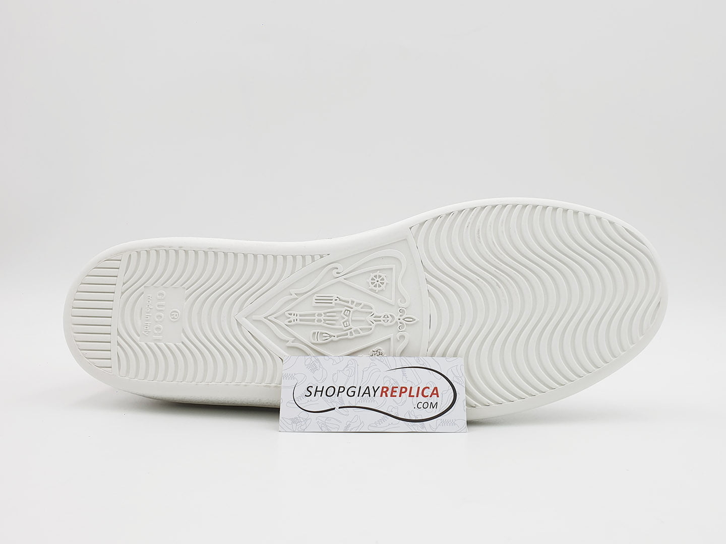 đế giày gucci ong