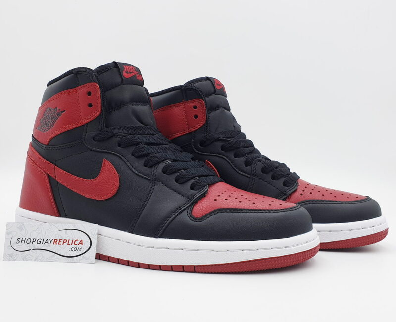 Nike Jordan 1 Bred