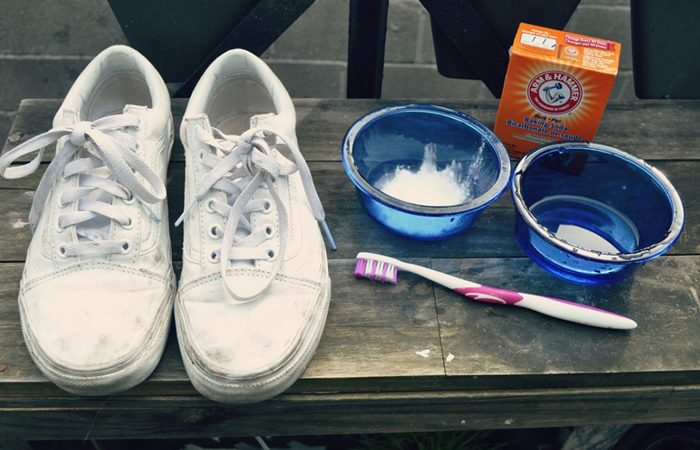 cách vệ sinh giày adidas