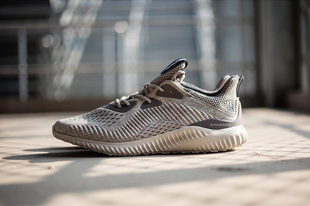 giay Adidas Alphabounce EM dep