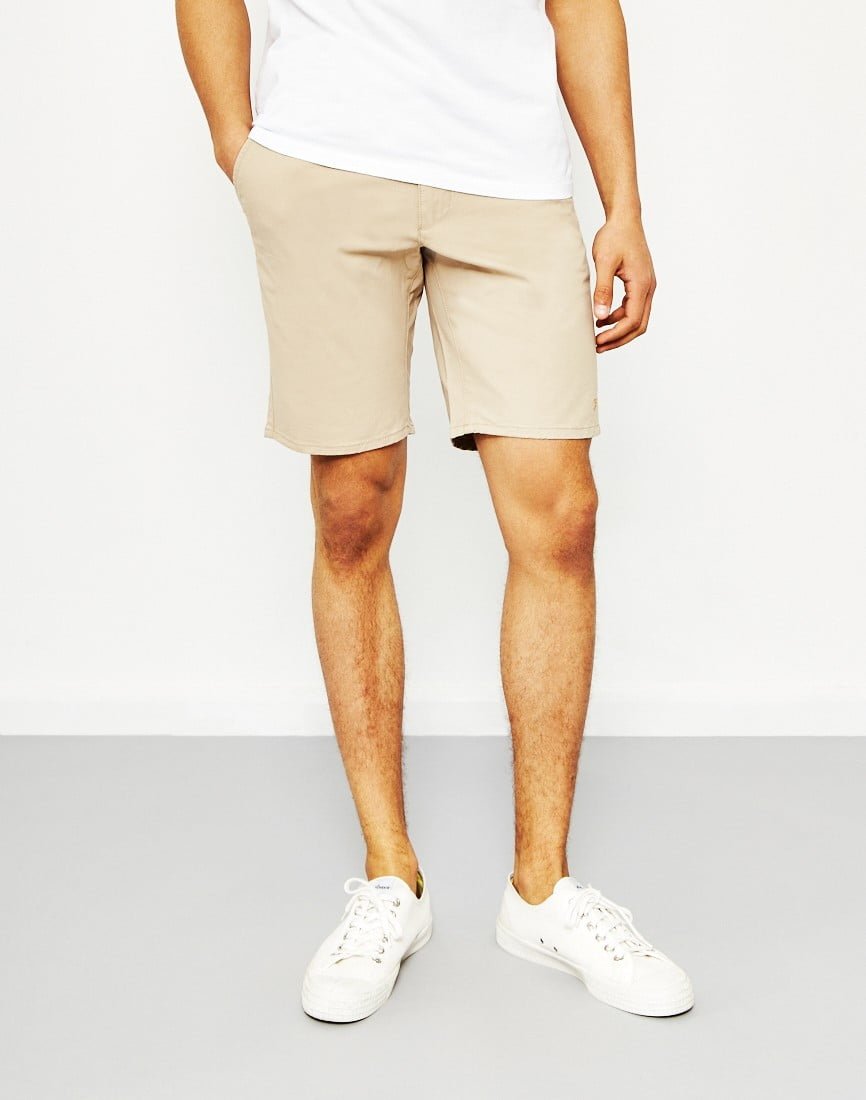 cach phoi do voi giay adidas nam chuan