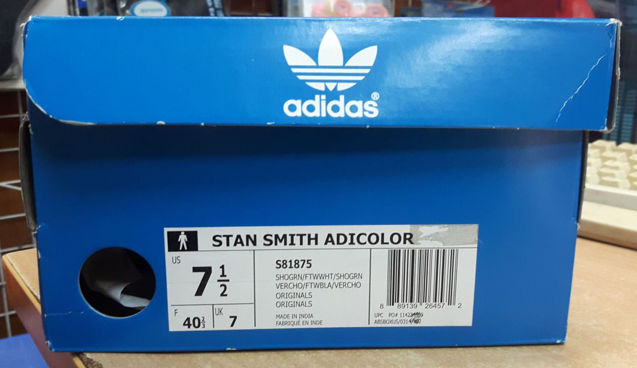 hộp đựng giày adidas chính hãng