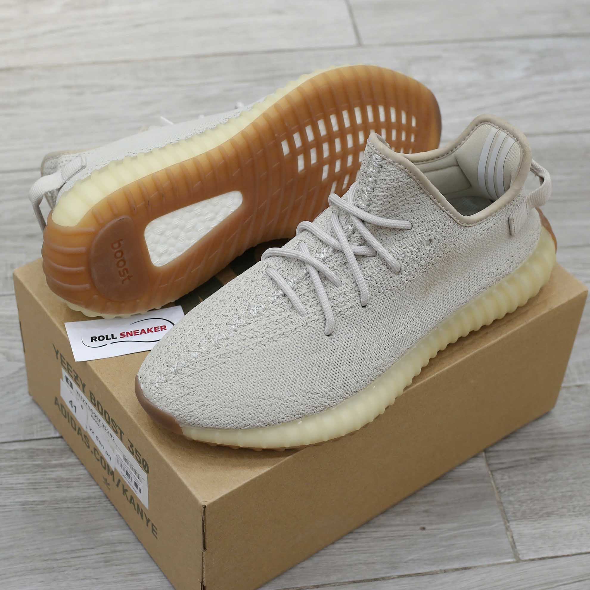 giày adidas yeezy 350 v2 seasame replica