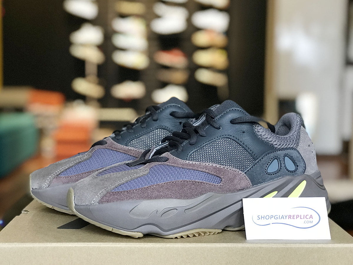 giày adidas yeezy 700 mauve replica
