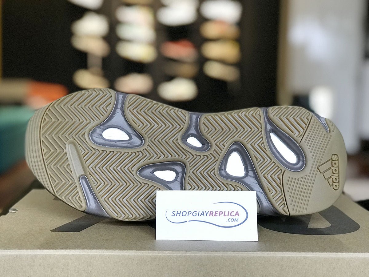 giày adidas yeezy 700 mauve replica