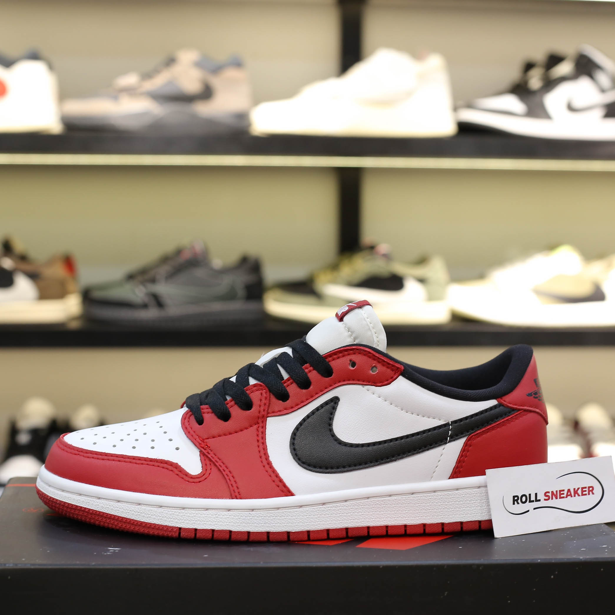 Giày Nike Air Jordan 1 Retro Low Chicago