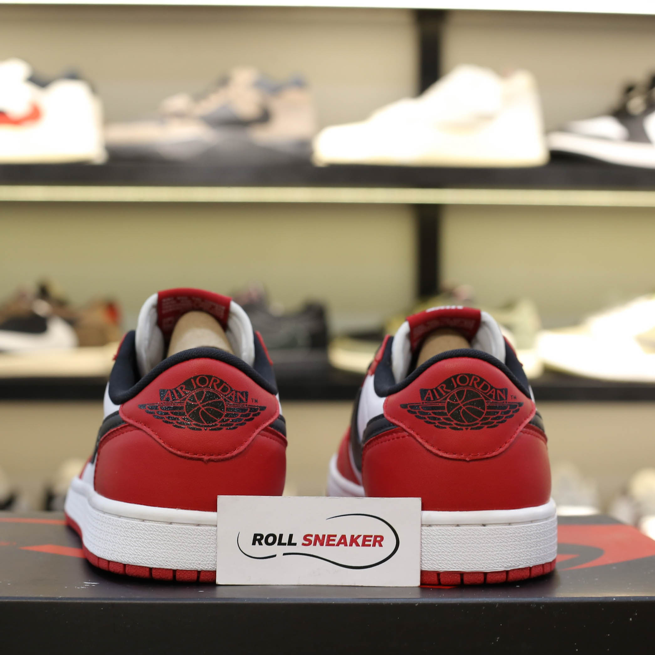 Giày Nike Air Jordan 1 Retro Low Chicago