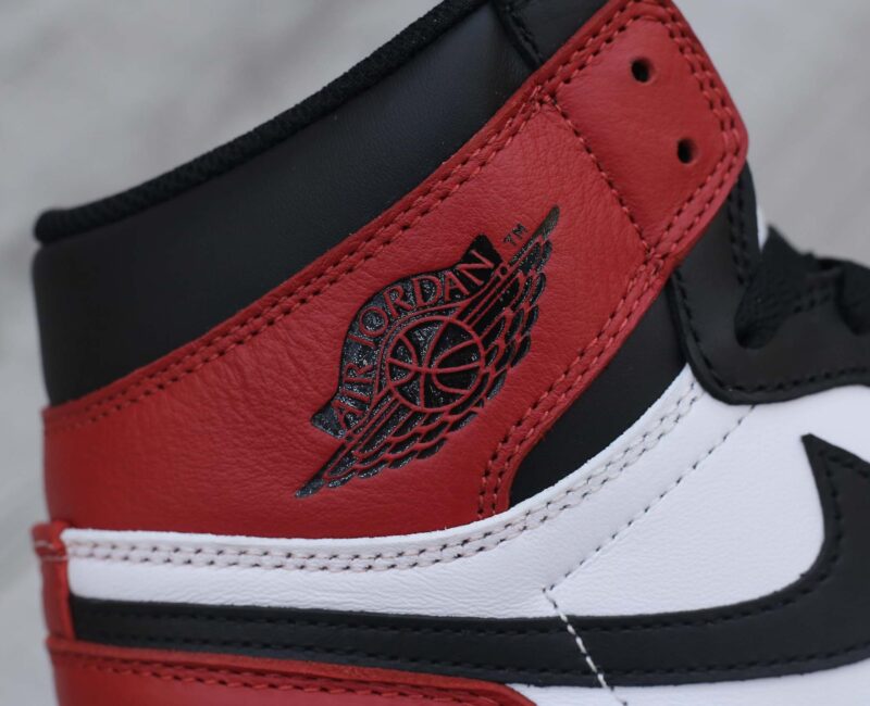 giày nike air jordan 1 black toe replica
