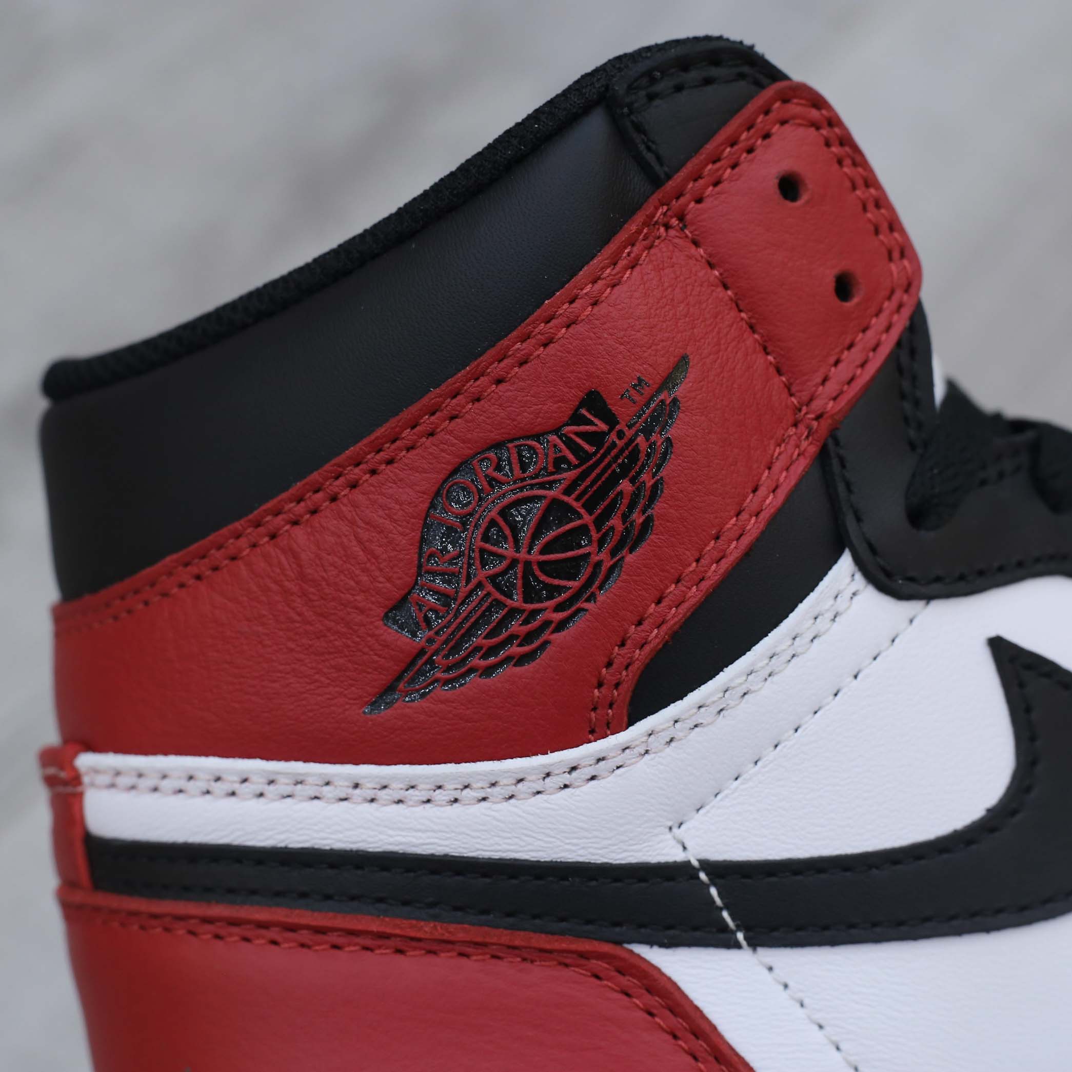 giày nike air jordan 1 black toe replica