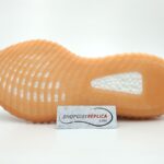 giày adidas yeezy 350 v2 clay replica