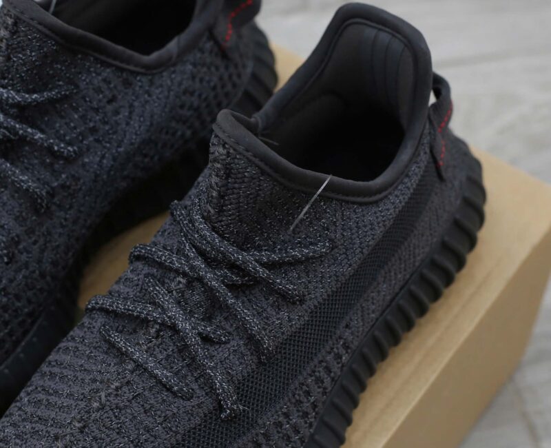 giày adidas yeezy 350 v2 black reflective replica