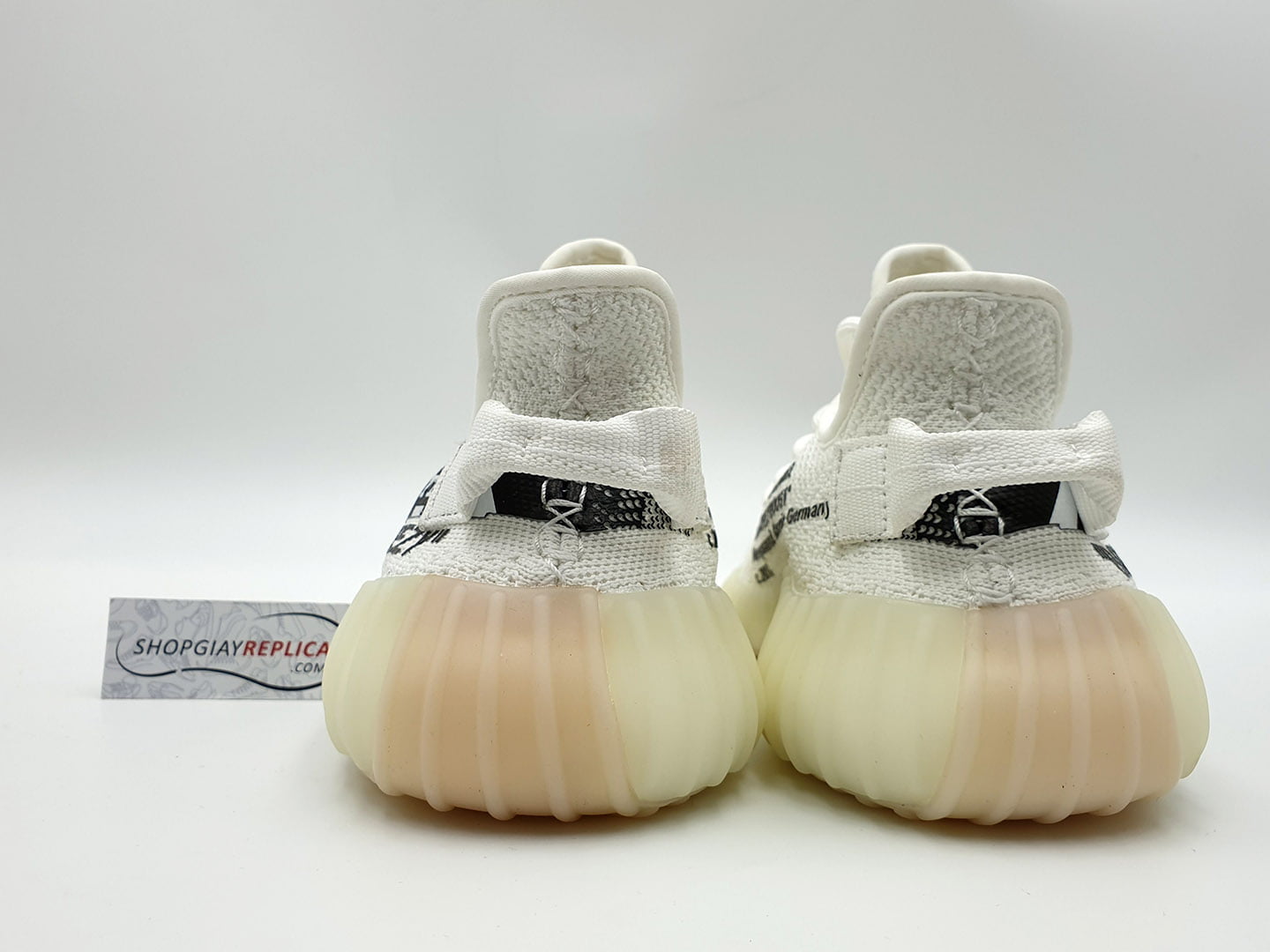 giày adidas yeezy 350 v2 x off white replica