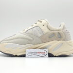 giày adidas yeezy 700 analog replica