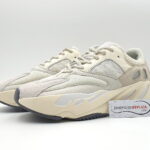 giày adidas yeezy 700 analog replica