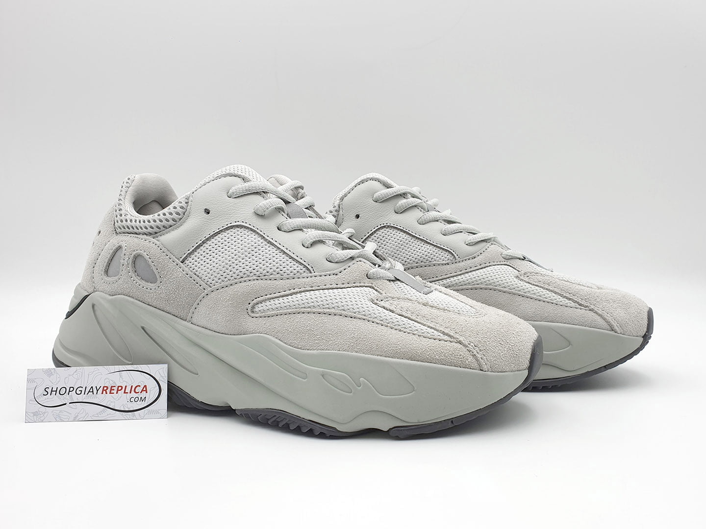 giay adidas yeezy 700 salt replica