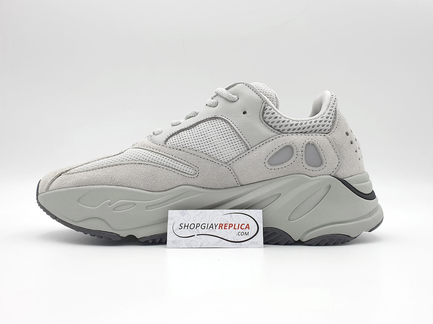 giay adidas yeezy 700 salt replica