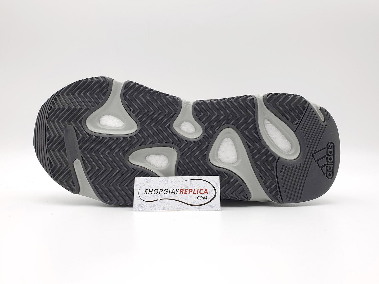 giay adidas yeezy 700 salt replica