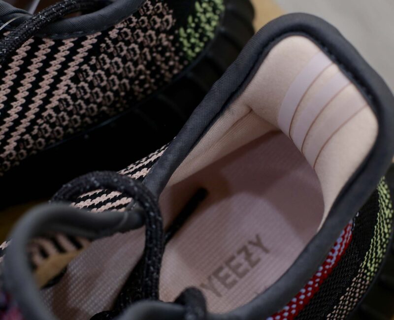 miếng lót Giày Adidas Yeezy 350 V2 Yecheil Reflective phản quang rep 1:1