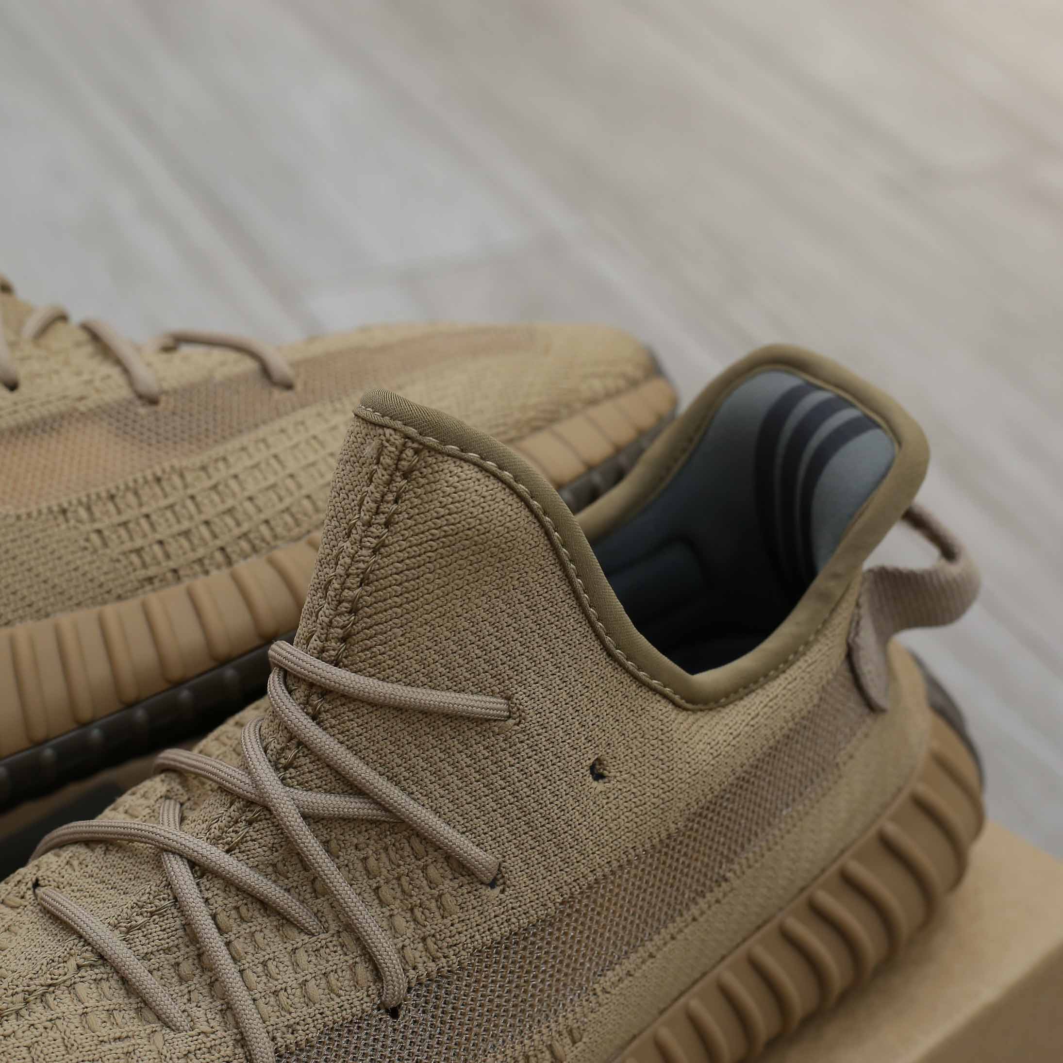 Giày Adidas Yeezy Boost 350 V2 ‘Earth’ Like Auth