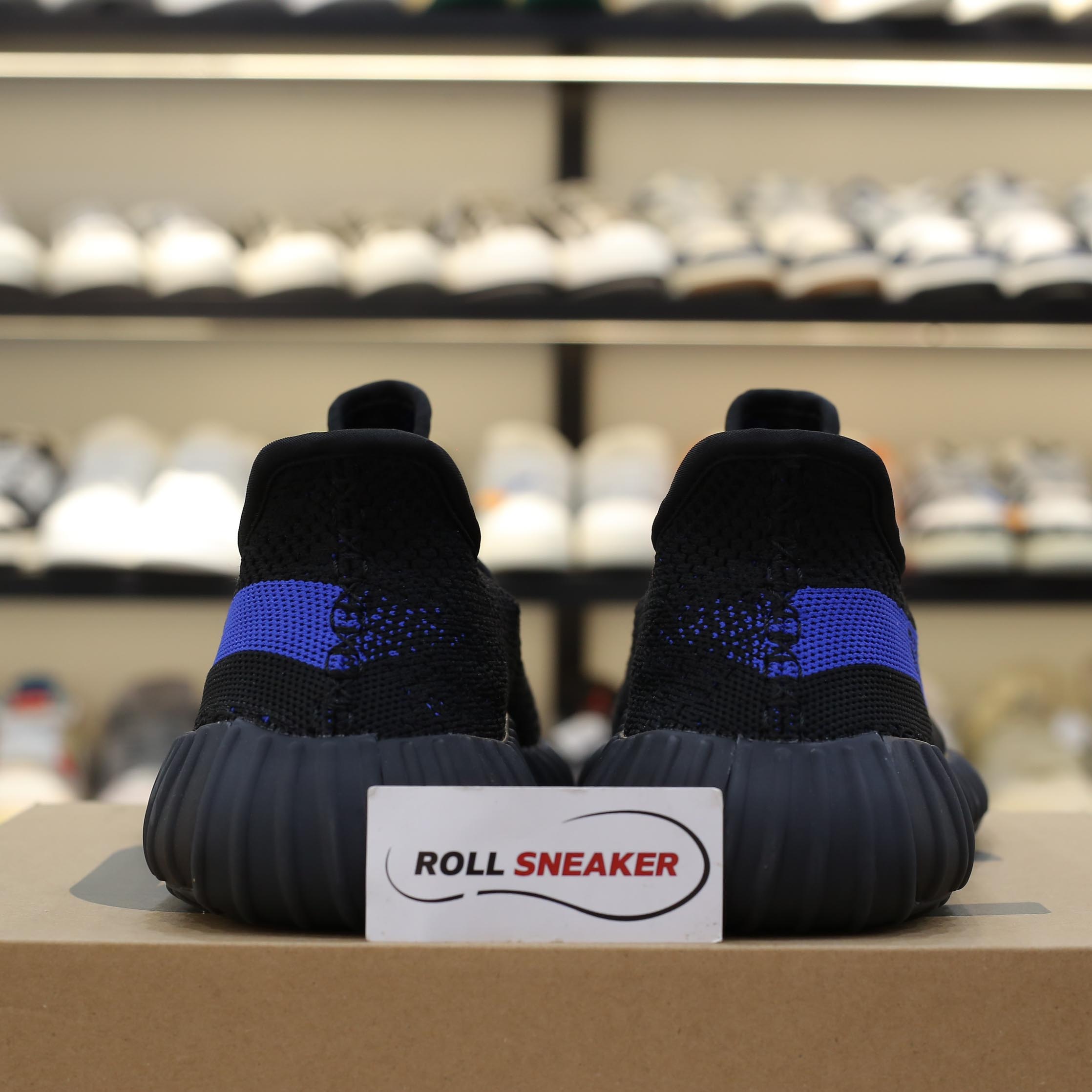 Giày Adidas Yeezy Boost 350 V2 ‘Dazzling Blue’ Like Auth