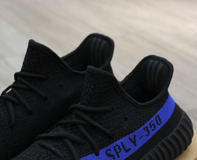 Giày Adidas Yeezy Boost 350 V2 ‘Dazzling Blue’ Like Auth