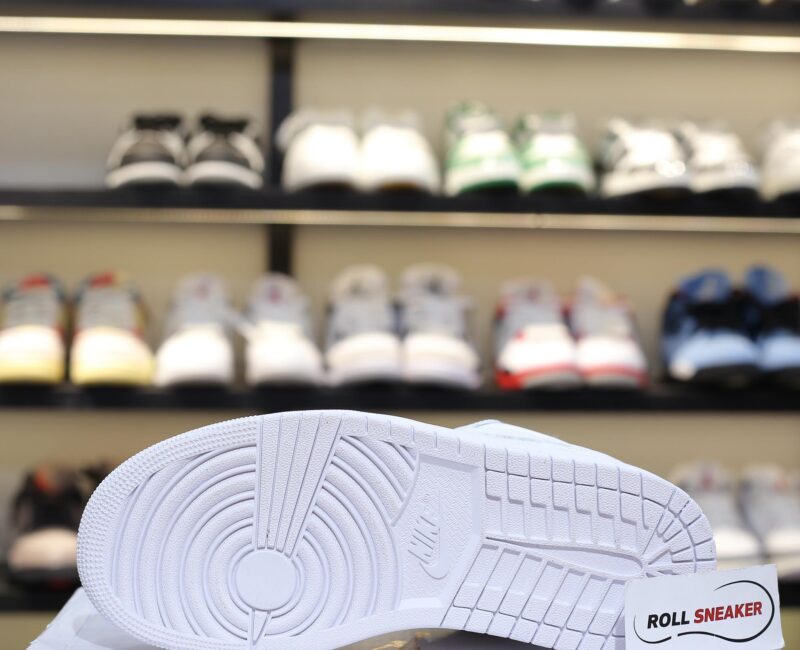 Giày Nike Air Jordan 1 Low ‘Triple White Quilted’ Like Auth