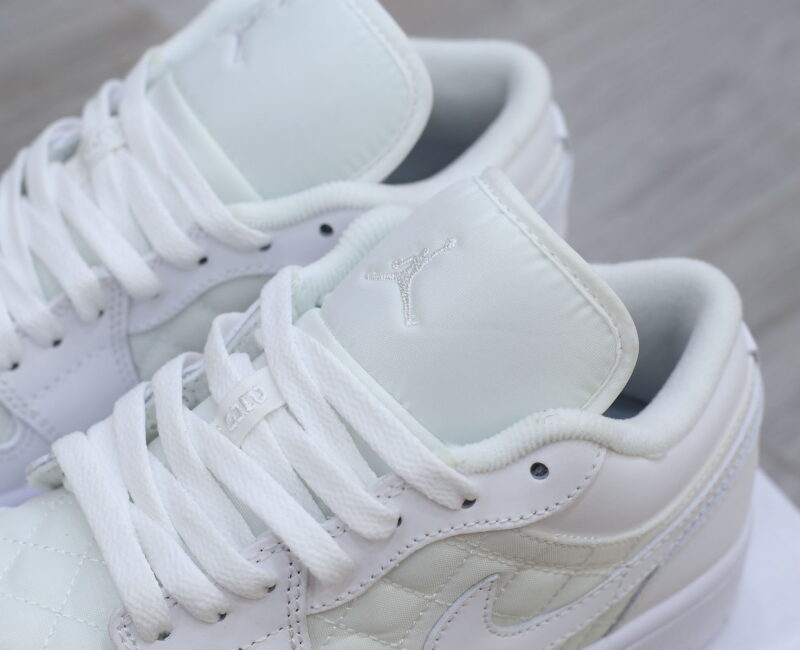 Giày Nike Air Jordan 1 Low ‘Triple White Quilted’ Like Auth