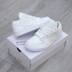 Giày Nike Air Jordan 1 Low ‘Triple White Quilted’ Like Auth