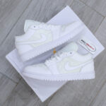 Giày Nike Air Jordan 1 Low ‘Triple White Quilted’ Like Auth