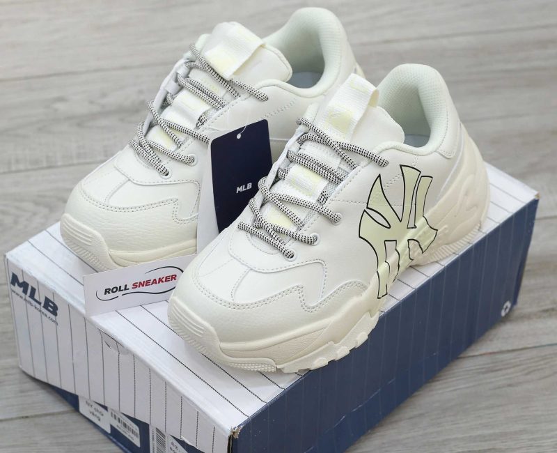 Giày MLB NY trắng chữ vàng Replica