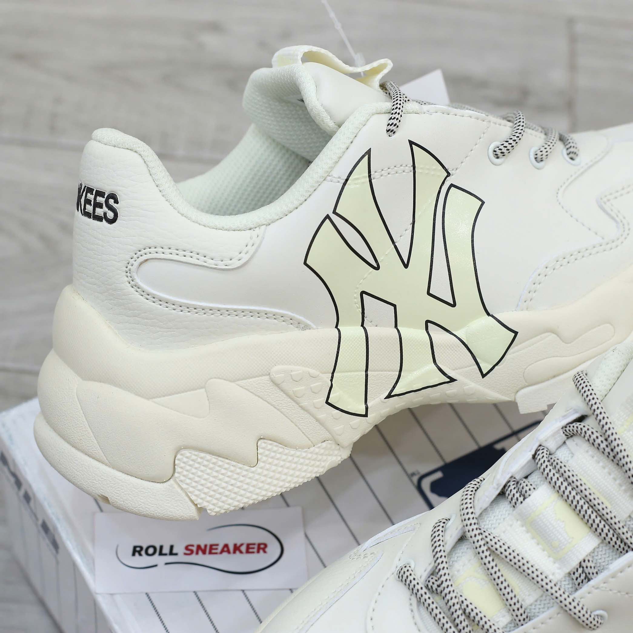 MLB NY trắng chữ vàng Replica