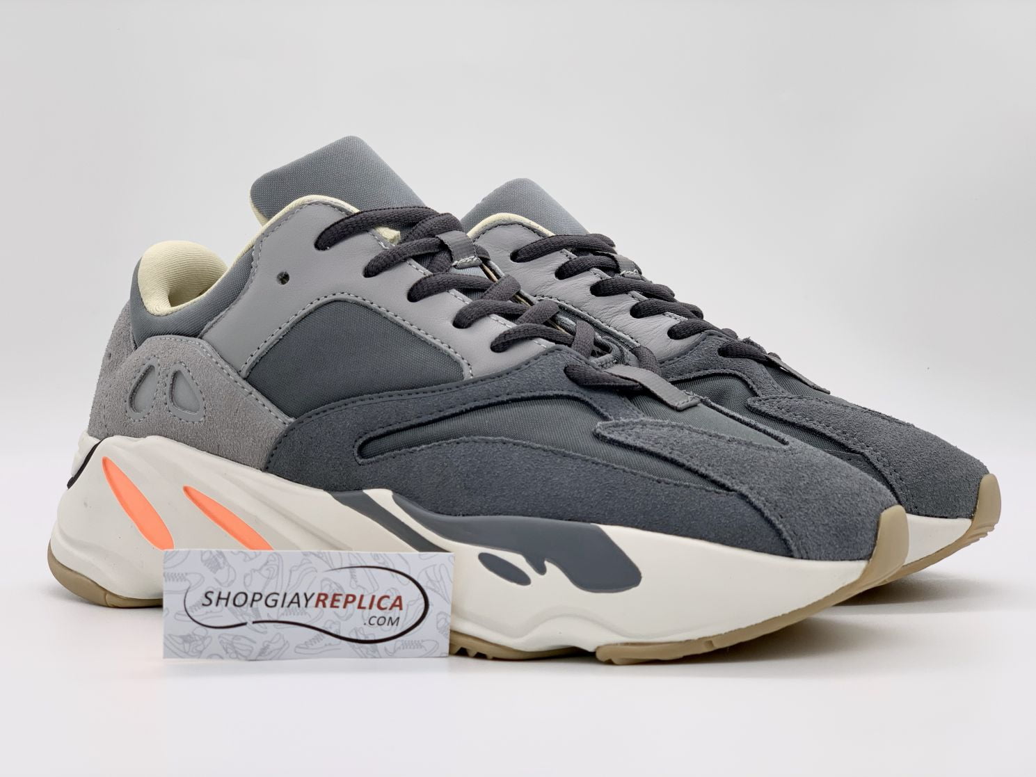 Adidas Yeezy 700 Magnet