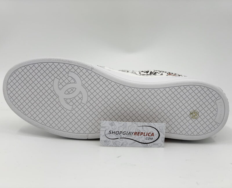 Giày Chanel x Pharell White Canvas Siêu Cấp