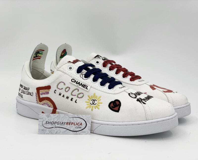 Giày Chanel x Pharell White Canvas Siêu Cấp