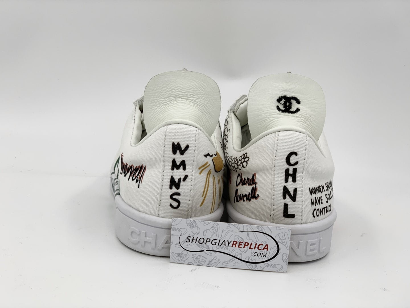 Giày Chanel x Pharell White Canvas Siêu Cấp