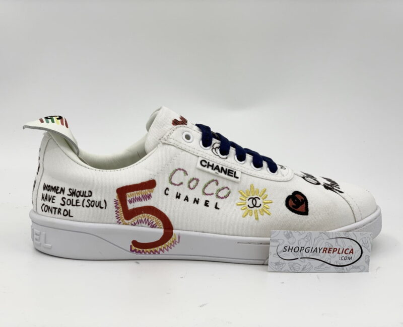 Giày Chanel x Pharell White Canvas Siêu Cấp