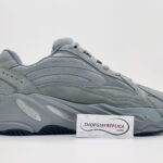 Giày Adidas Yeezy 700 V2 Hospital Blue Replica