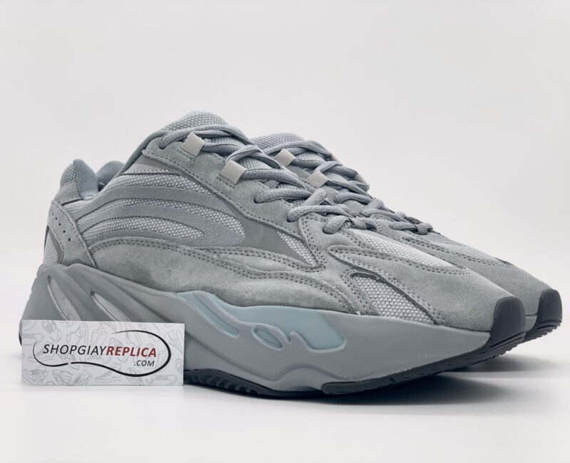 Giày Adidas Yeezy 700 V2 Hospital Blue Replica