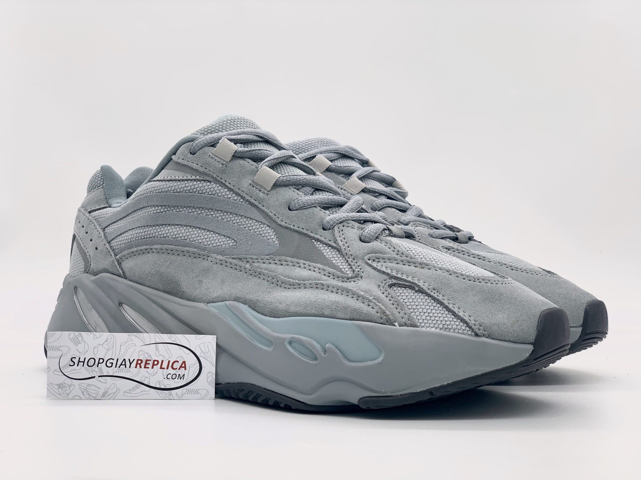 Giày Adidas Yeezy 700 V2 Hospital Blue Replica