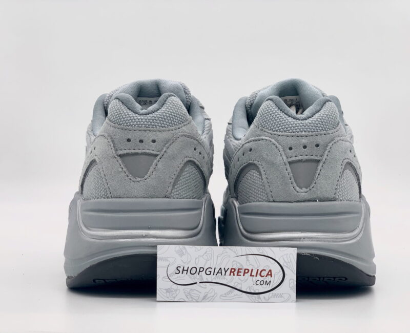 Giày Adidas Yeezy 700 V2 Hospital Blue Replica