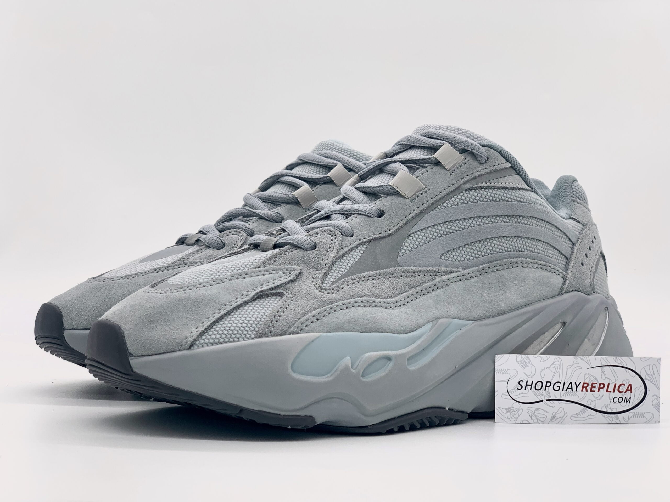 Giày Adidas Yeezy 700 V2 Hospital Blue Replica