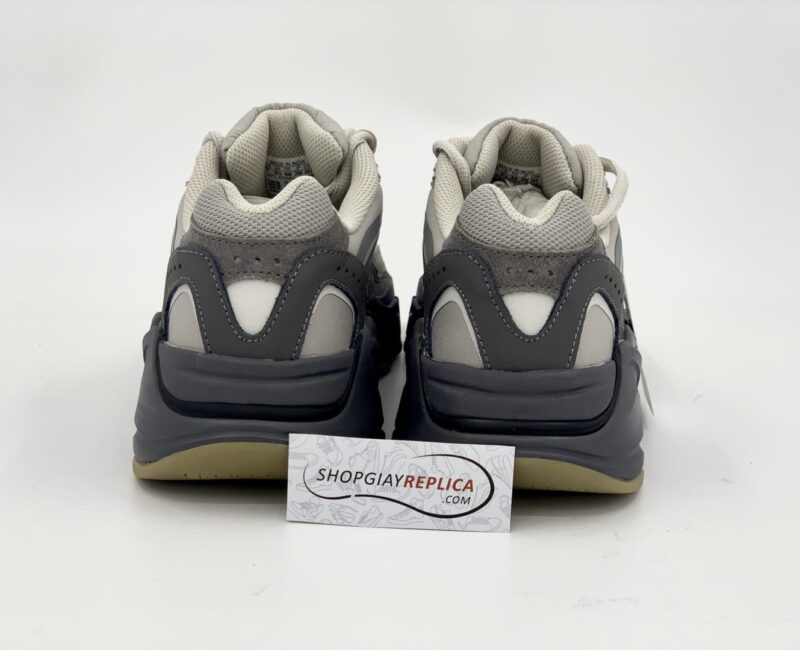 Giày Adidas Yeezy 700 V2 Tephra Replica