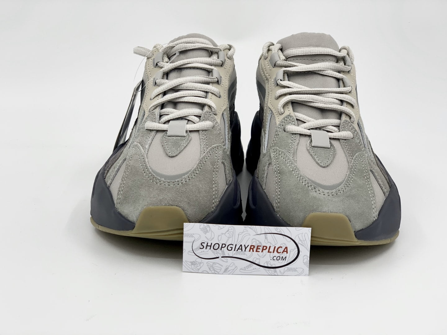 Giày Adidas Yeezy 700 V2 Tephra Replica