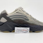 Giày Adidas Yeezy 700 V2 Tephra Replica